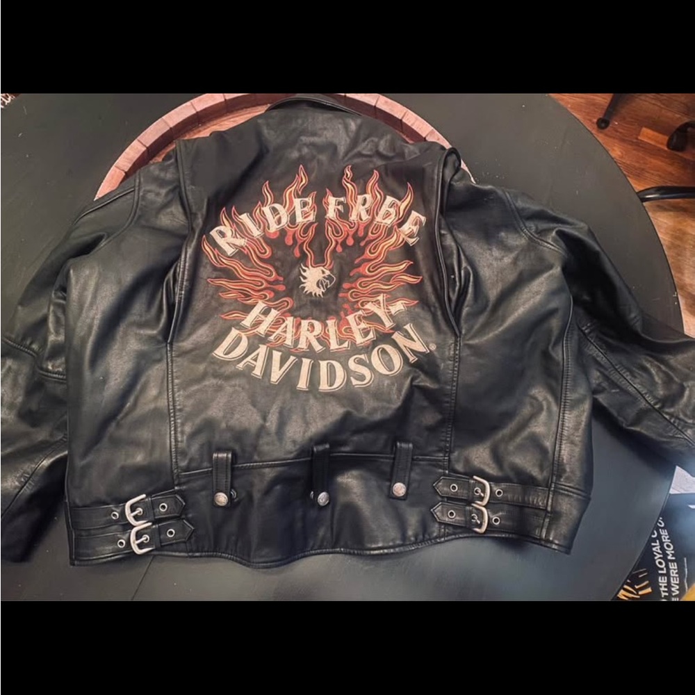 Vintage Harley Davidson leather jacket